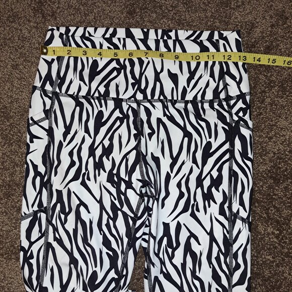 Zyia Active Safari Zebra Striped Pocket Brilliant Hi-Rise 7/8 24" Size 8-10 - Picture 10 of 16